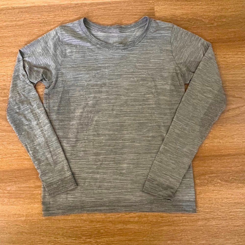 Lululemon swiftly tech relaxed long sleeve